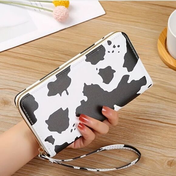 Unisex Spacious Cow wallet white and black - Picture 1 of 4